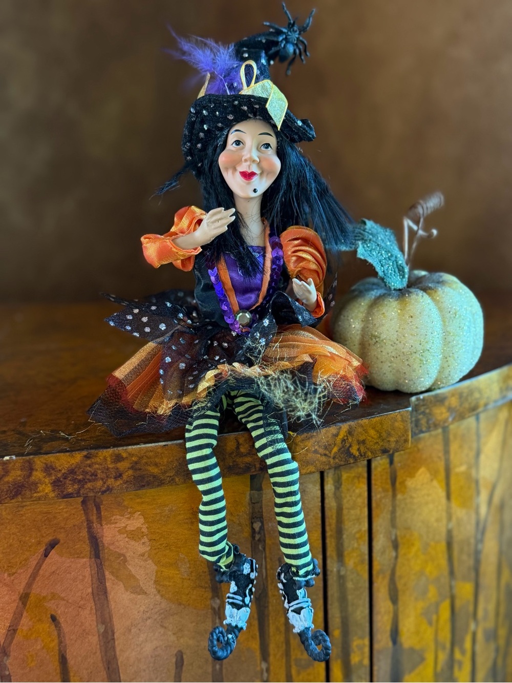 Rare Raz Imports Halloween Sitting Witch Figurine Very Collectible